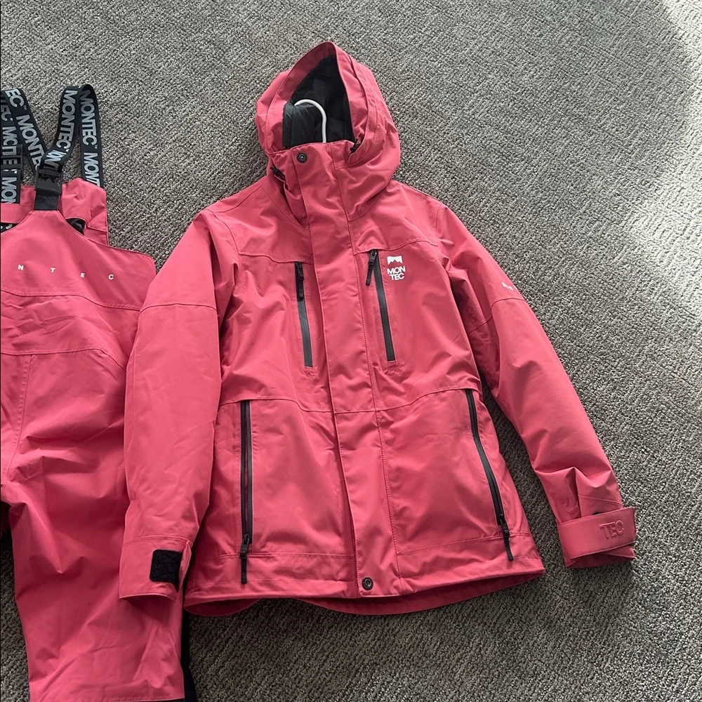 Montec 2 piece Ski jacket & Bib Set! - Picture 7 of 11